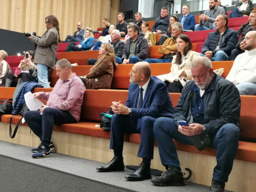 Učešće na skupu posvećenom katunima u Crnoj Gori Učešće na skupu posvećenom katunima u Crnoj Gori